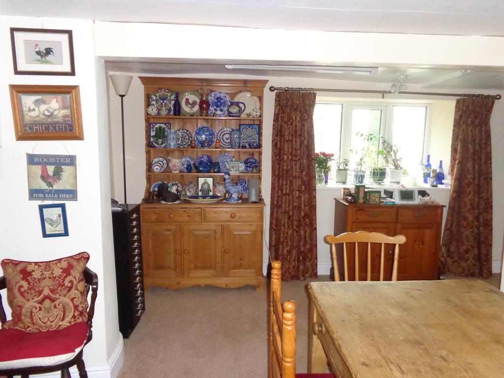 Lodge House B&B Buckland St Mary Экстерьер фото